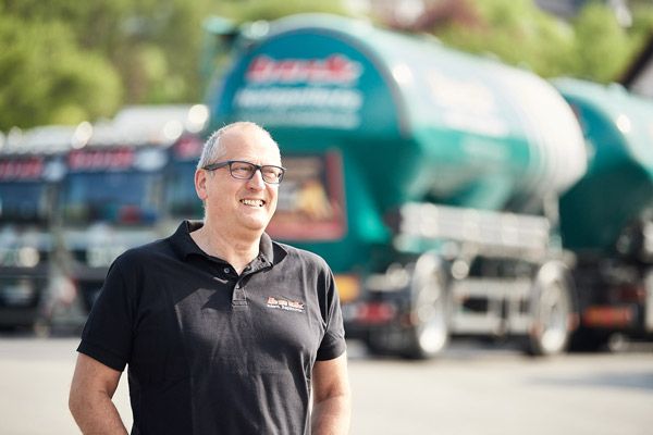 Bernd Bannwarth - LKW - Silofahrzeug - Holzpellets - Futtertransport